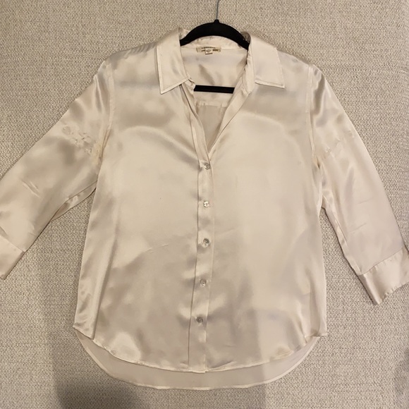 L’AGENCE 100% silk blouse - Picture 2 of 3